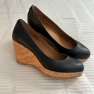Bass black wedge - Karlie